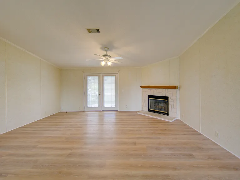 108 Poehnert Rd — Photo 6