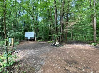 2 Beach Rd #8, Cleveland, NY 13042