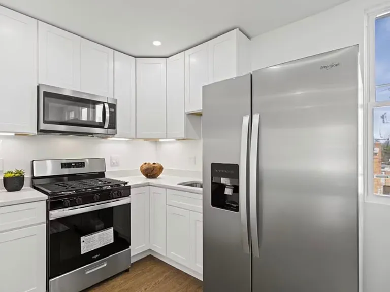 211 Webster St NE #1 — Photo 4