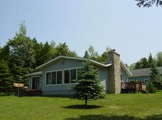 37600 S Fairview Cove Rd, Drummond Island, MI 49726
