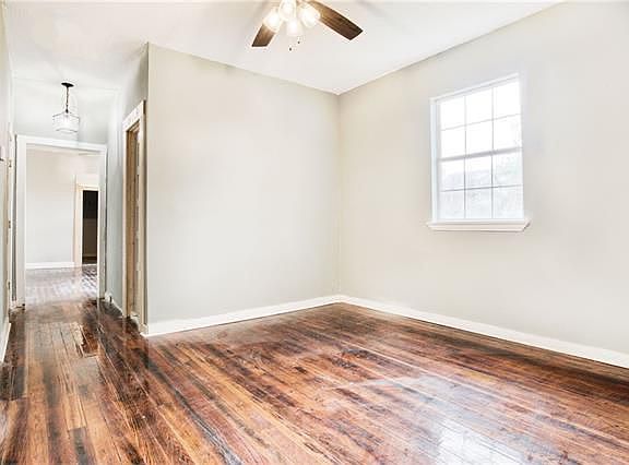 4th image of 2225 Port St