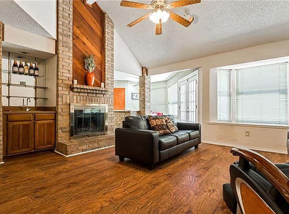 5th image of 745 Arbor Downs Dr