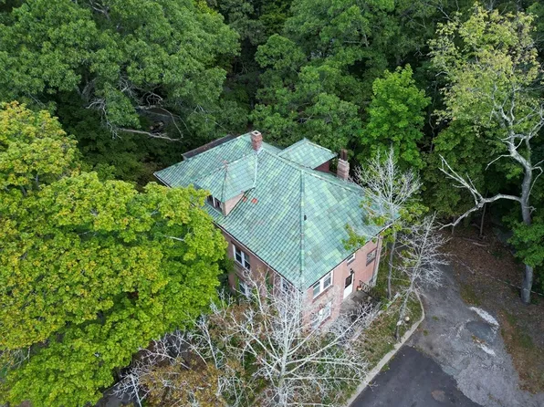 179 Hebron St, Mattapan, MA 02126