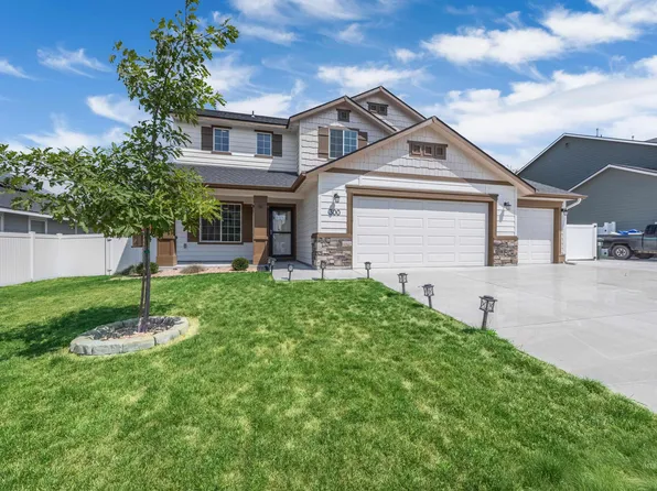 300 S Rocker Ave, Kuna, ID 83634