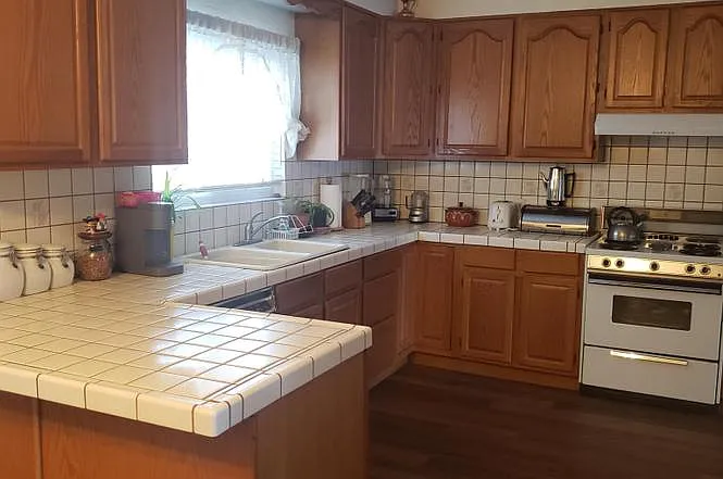 747 Arthur Ave — Photo 6