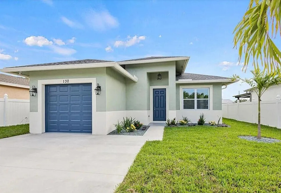 132 NW 11th Ave