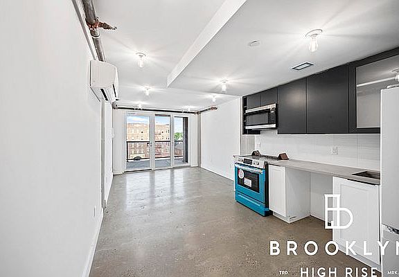 4th image of 21 29th St #417