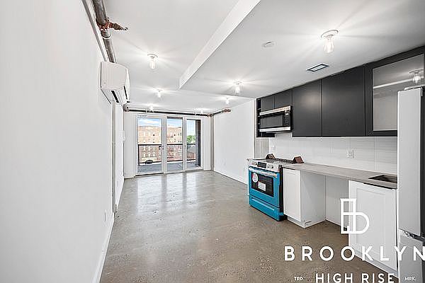 1st image of 21 29th St #512
