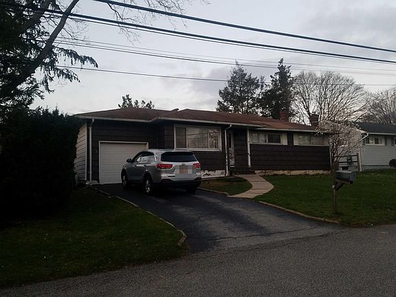 2nd image of 17 Wexford St
