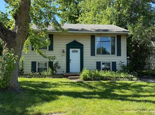 1530 Ecorse Rd, Ypsilanti, MI 48198