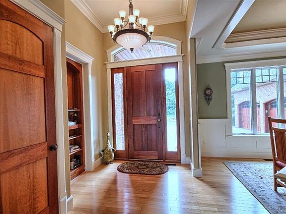 3rd image of 9312 Mirage Lake Dr