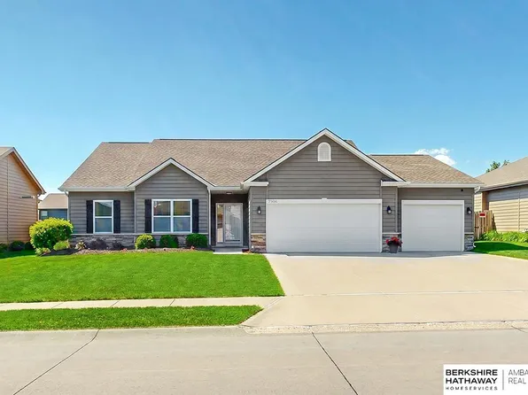 7906 S 193rd St, Gretna, NE 68028