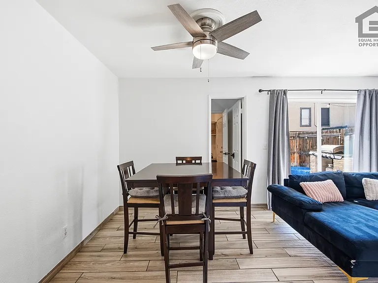 6011 W Townley Ave — Photo 15