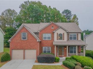 2911 Belfaire Lake Dr, Dacula, GA 30019