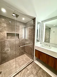 Rented by LEVEN Real Estate