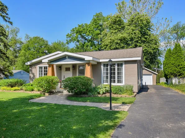 1015 S Harrison St, Batavia, IL 60510