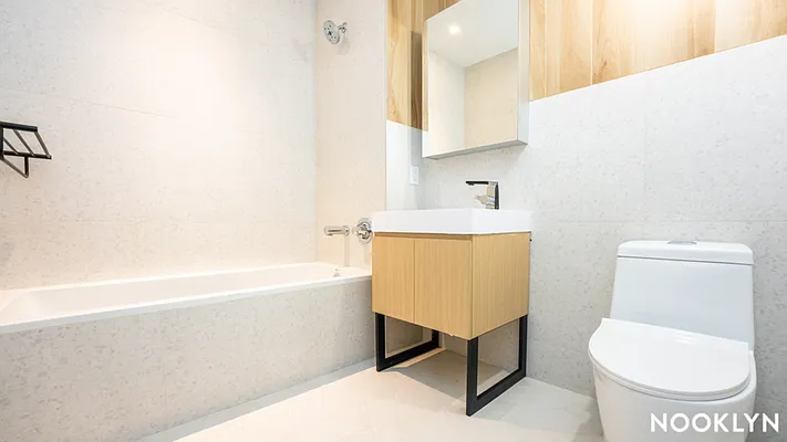 Rented by Nooklyn NYC LLC | media 6