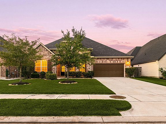 2nd image of 28930 Canyon Oak Dr