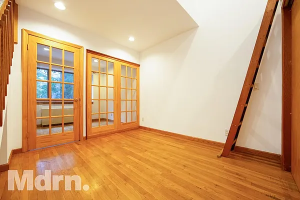 Rented by Mdrn Residential | media 28