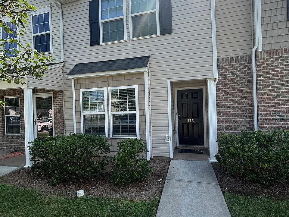475 Sandybrooke Dr