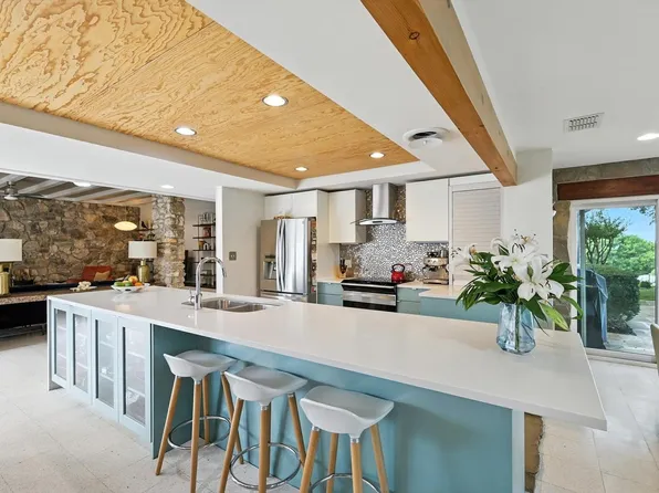 102 Bob White Ave, Weatherford, TX 76086