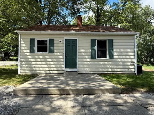 502 N Grant St, Pierceton, IN 46562