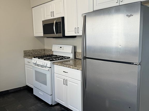 3rd image of 803 Edgewood St #7