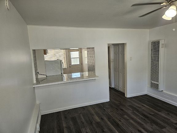 4th image of 5200 E Broadway