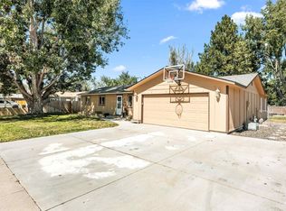 2408 Wildflower Dr, Nampa, ID 83686