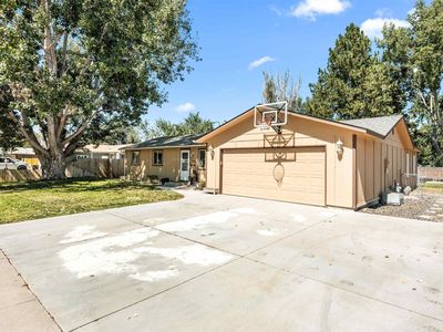 2408 Wildflower Dr, Nampa, ID, 83686