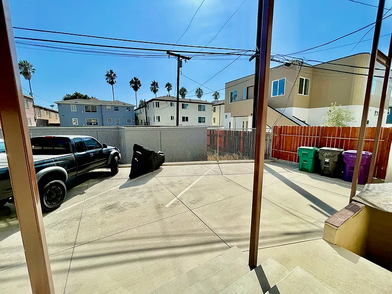 3638 E 1st St #NA — Photo 27