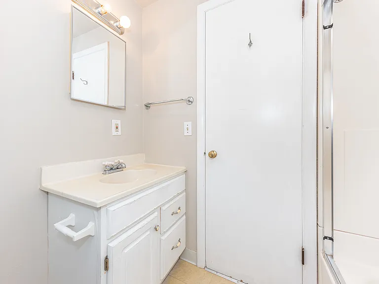 605 Snyder Ave #2 — Photo 13