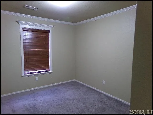 9112 Pleasant Valley Dr — Photo 20