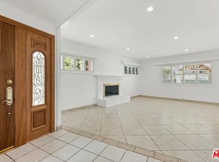 7377 W 88th St, Los Angeles, CA 90045