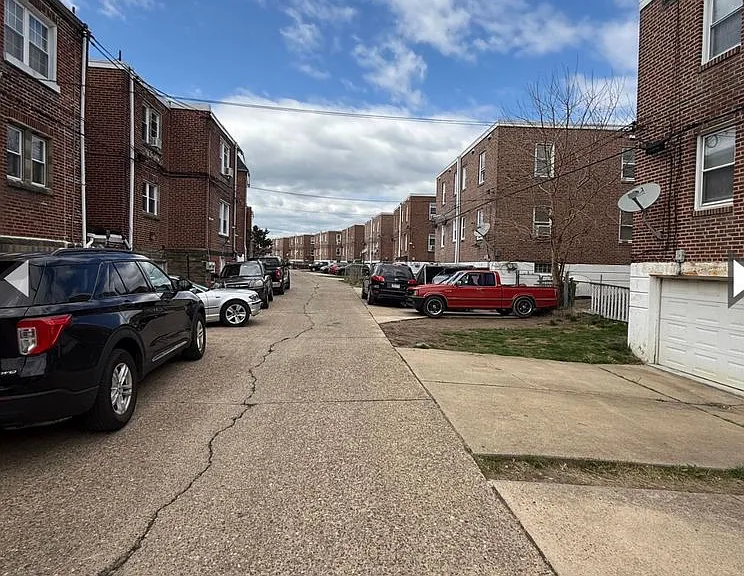 3240 Guilford St — Photo 4