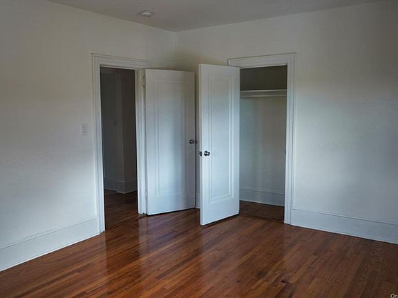 4th image of 23 Vernon Ave Floor 2
