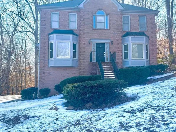 9400 Logan Ln, Douglasville, GA 30135