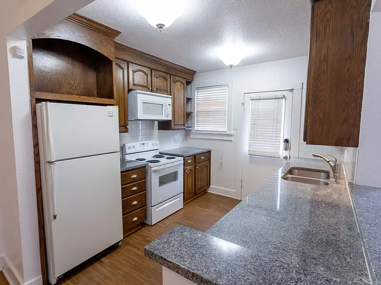 3144 Cockrell Ave #3144 — Photo 8