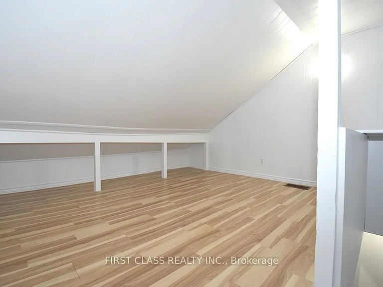 192 Major St — Photo 16