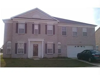 1596 Broyles Ln photo 1