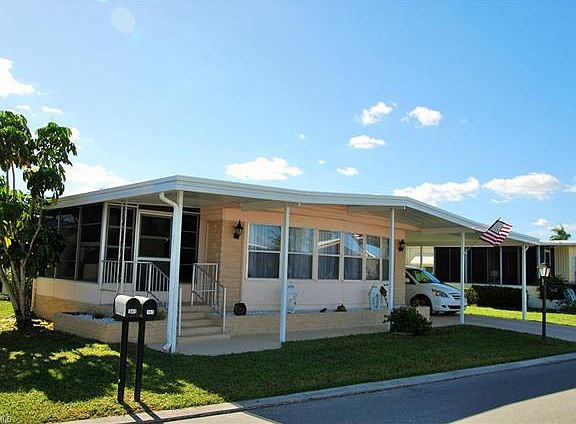 3rd image of 142 Nicklaus Blvd