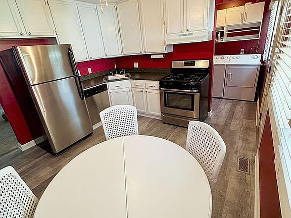 Kitchen/Dining
