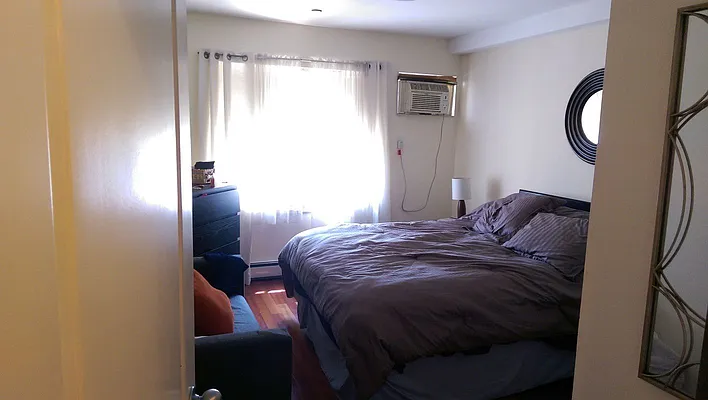 Rented by Cezanne Outlet LLC | media 7