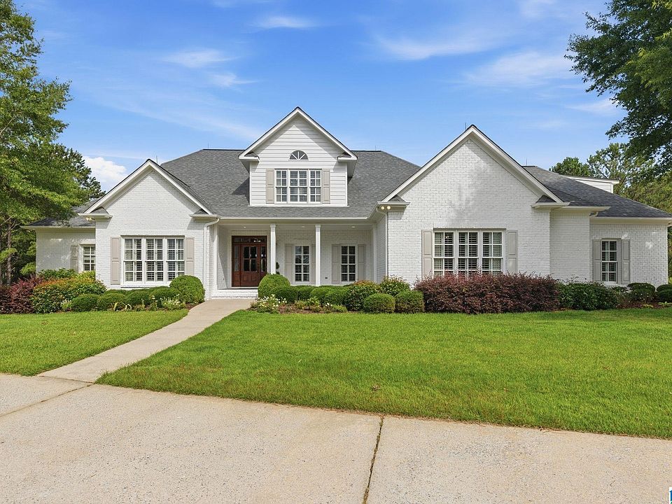 1st image of 100 Autumn Crest Dr