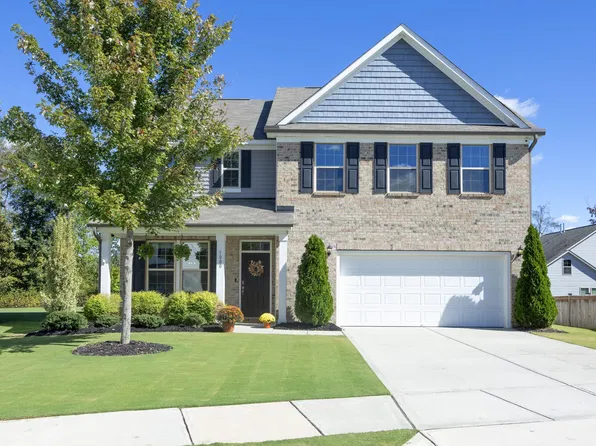 5000 Silver Spruce Way, Zebulon, NC 27597