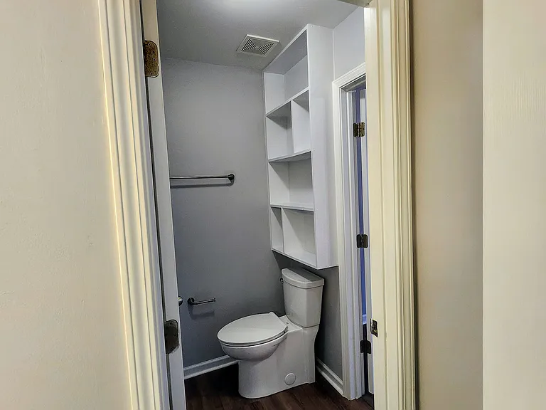 Bathroom access from hallway