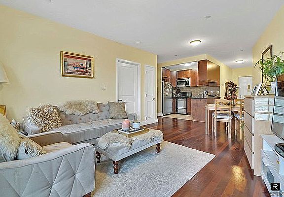 5th image of 1805 27th Ave APT 3C