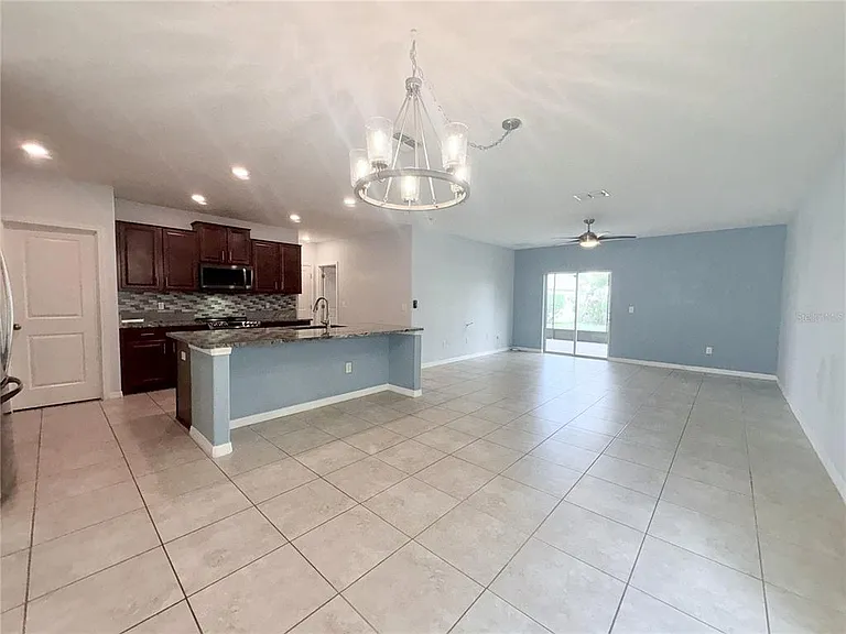 4935 Reflecting Pond Cir — Photo 13