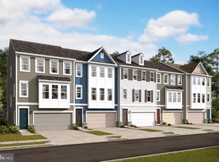 4014 Shire Meadow Ln, Triangle, VA 22172