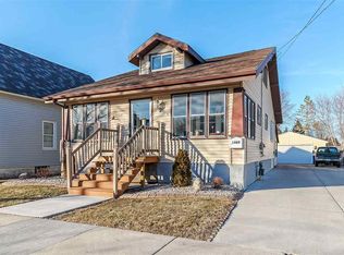 1409 Smith St, Green Bay, WI 54302